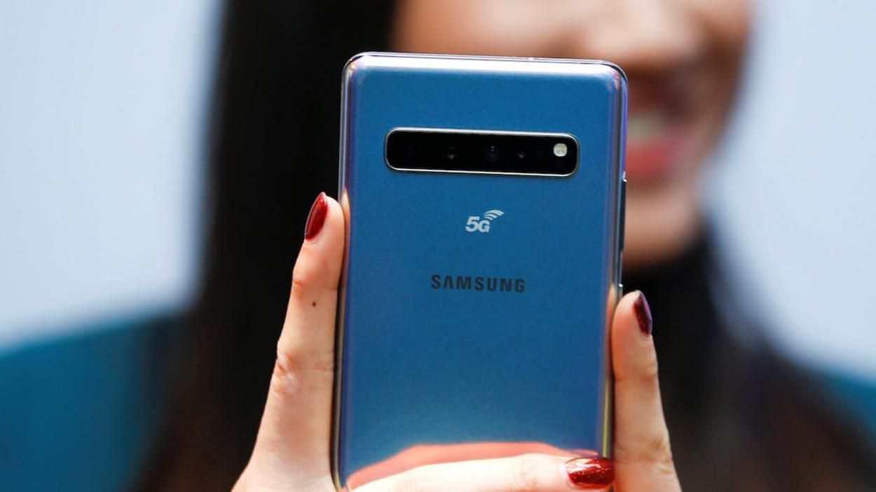 Смартфон Samsung Galaxy S10 5G установил невероятный рекорд Смартфон Samsung Galaxy S10 5G установил невероятный рекорд