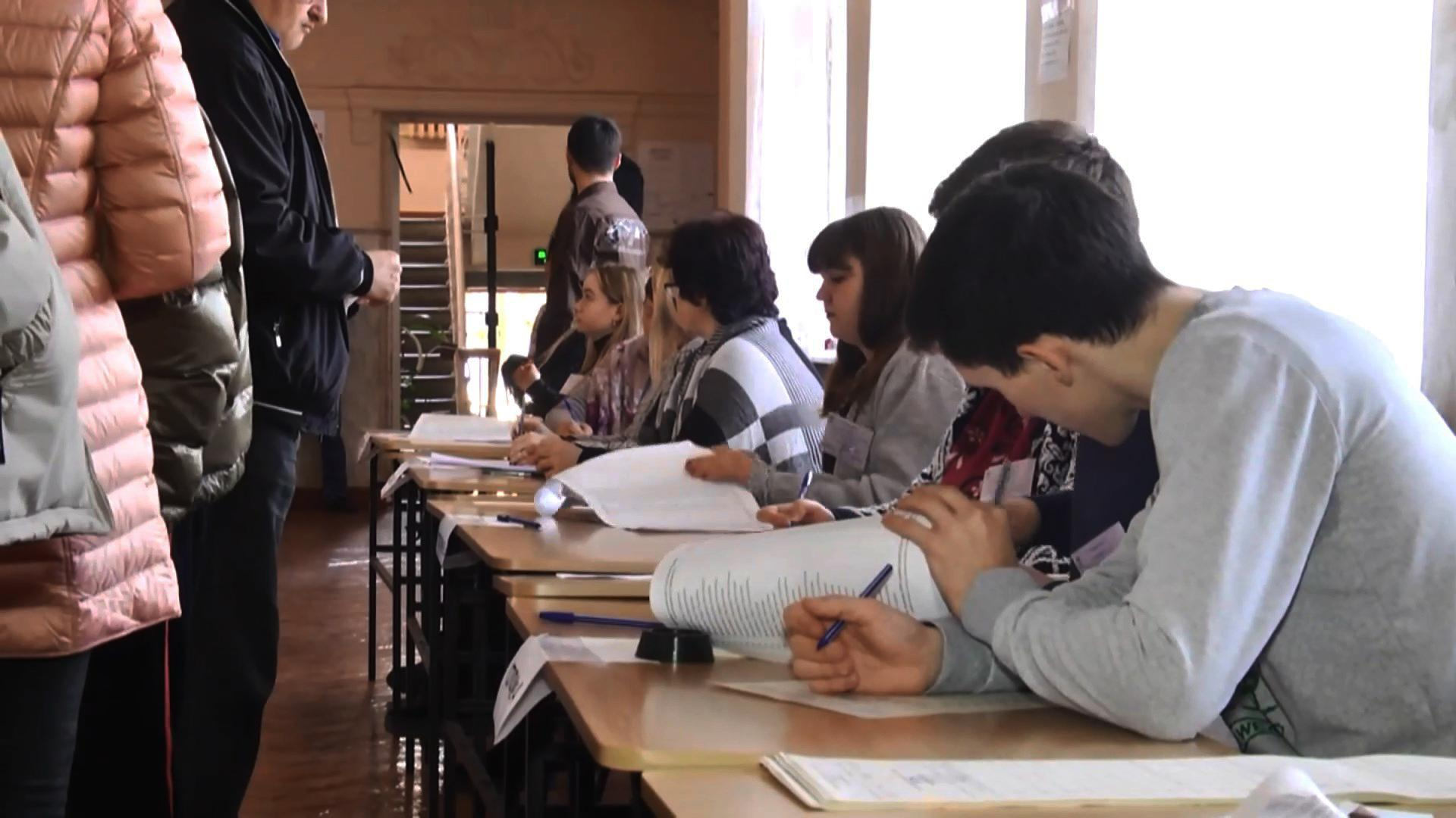 Второй тур выборов в Украине: с какими проблемами столкнулись в избирательных комиссиях