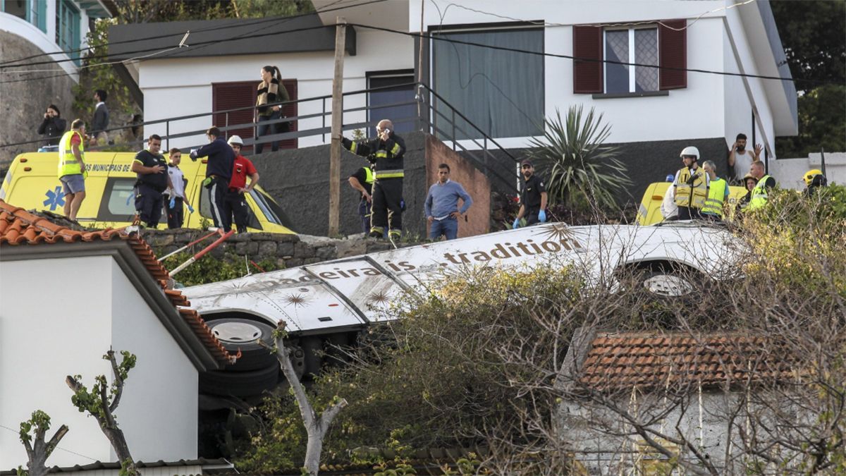 У Португалії перекинувся автобус з іноземцями: 29 загиблих (фото та відео)