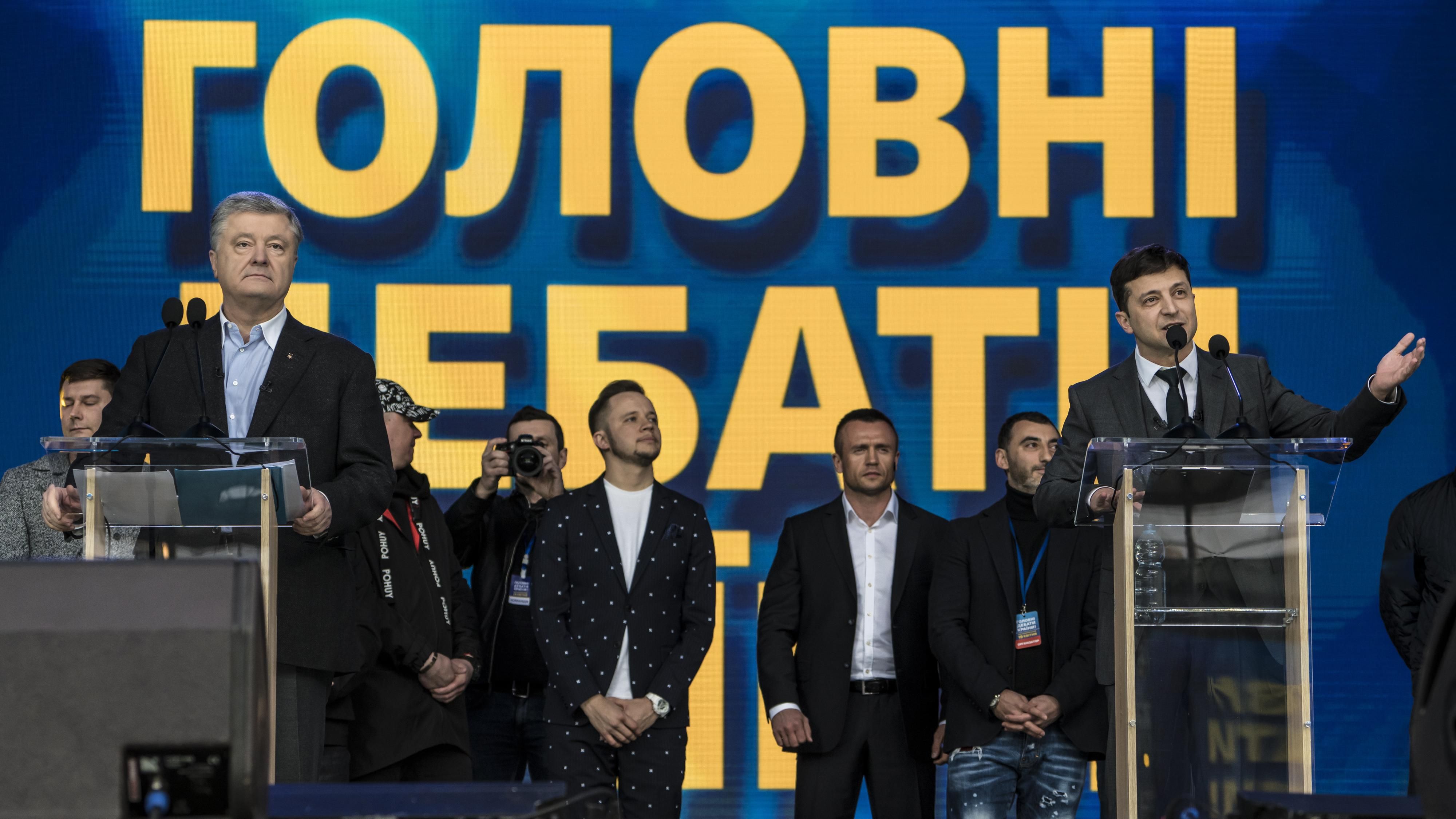 Дебаты Порошенко - Зеленского 19.04.2019 на стадионе - реакция украинском