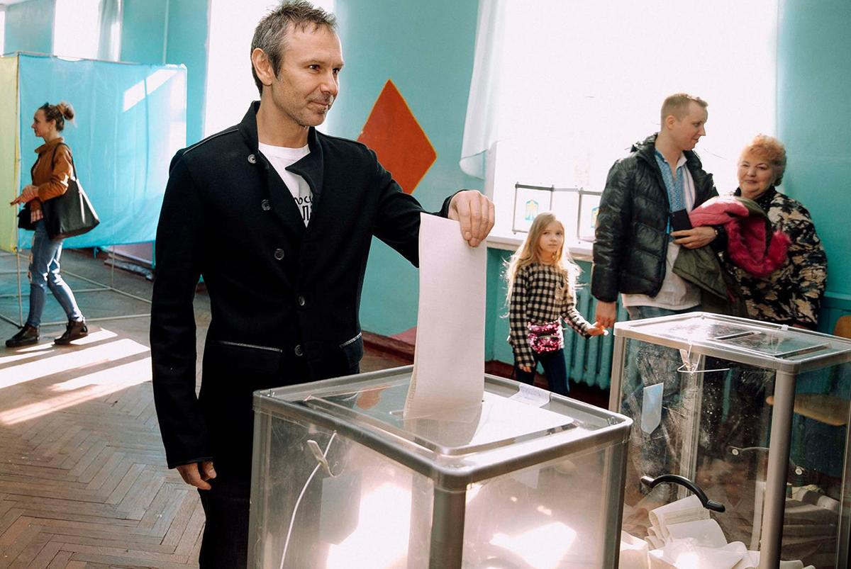 Если бы в президенты пошел Вакарчук, какими были бы результаты выборов