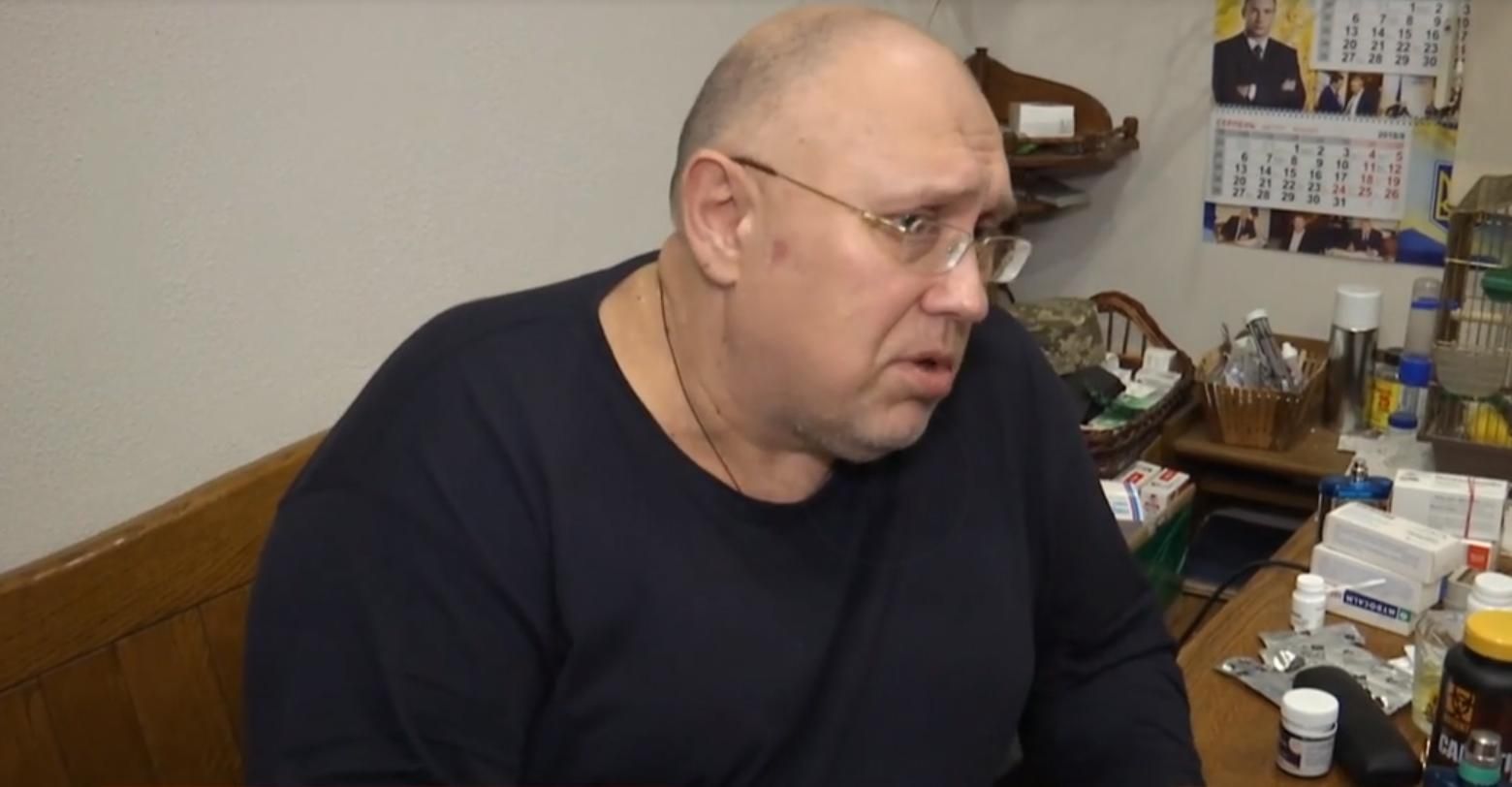 Впав та вдарився головою: чому Павловський вкотре не з'явився у суді Впав та вдарився головою: чому Павловський вкотре не з'явився у суді