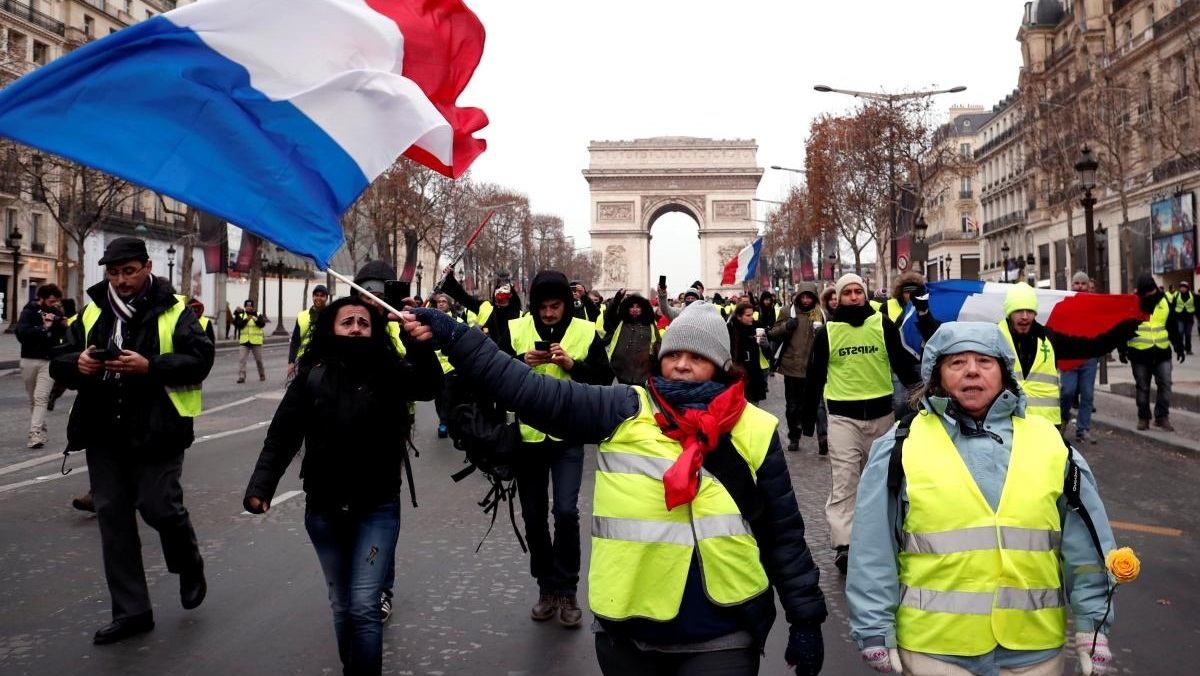 "Желтые жилеты" проведут очередную акцию протеста в Париже