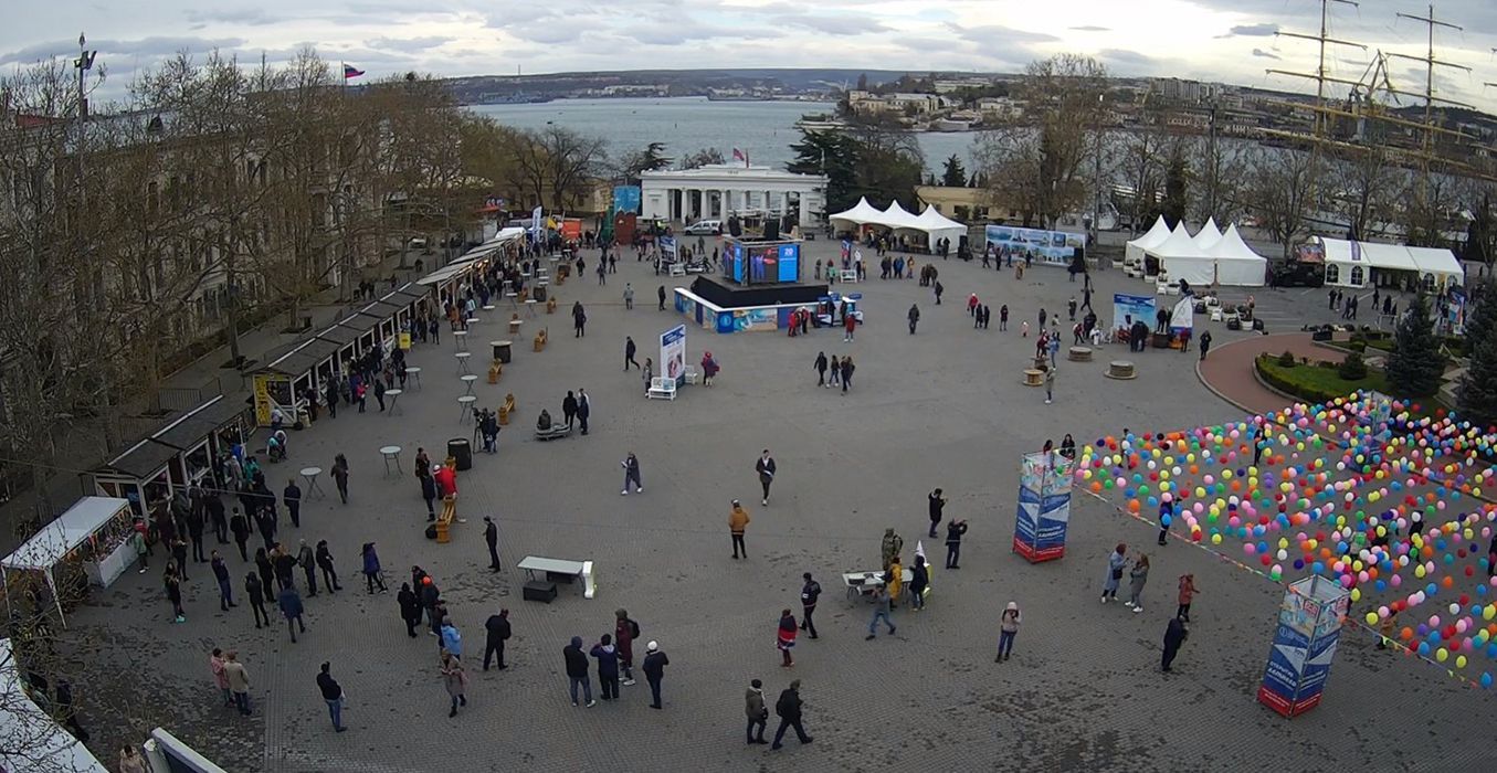 Відразу і закриємо: у мережі висміяли спробу окупантів почати літній сезон у Криму Відразу і закриємо: у мережі висміяли спробу окупантів почати літній сезон у Криму