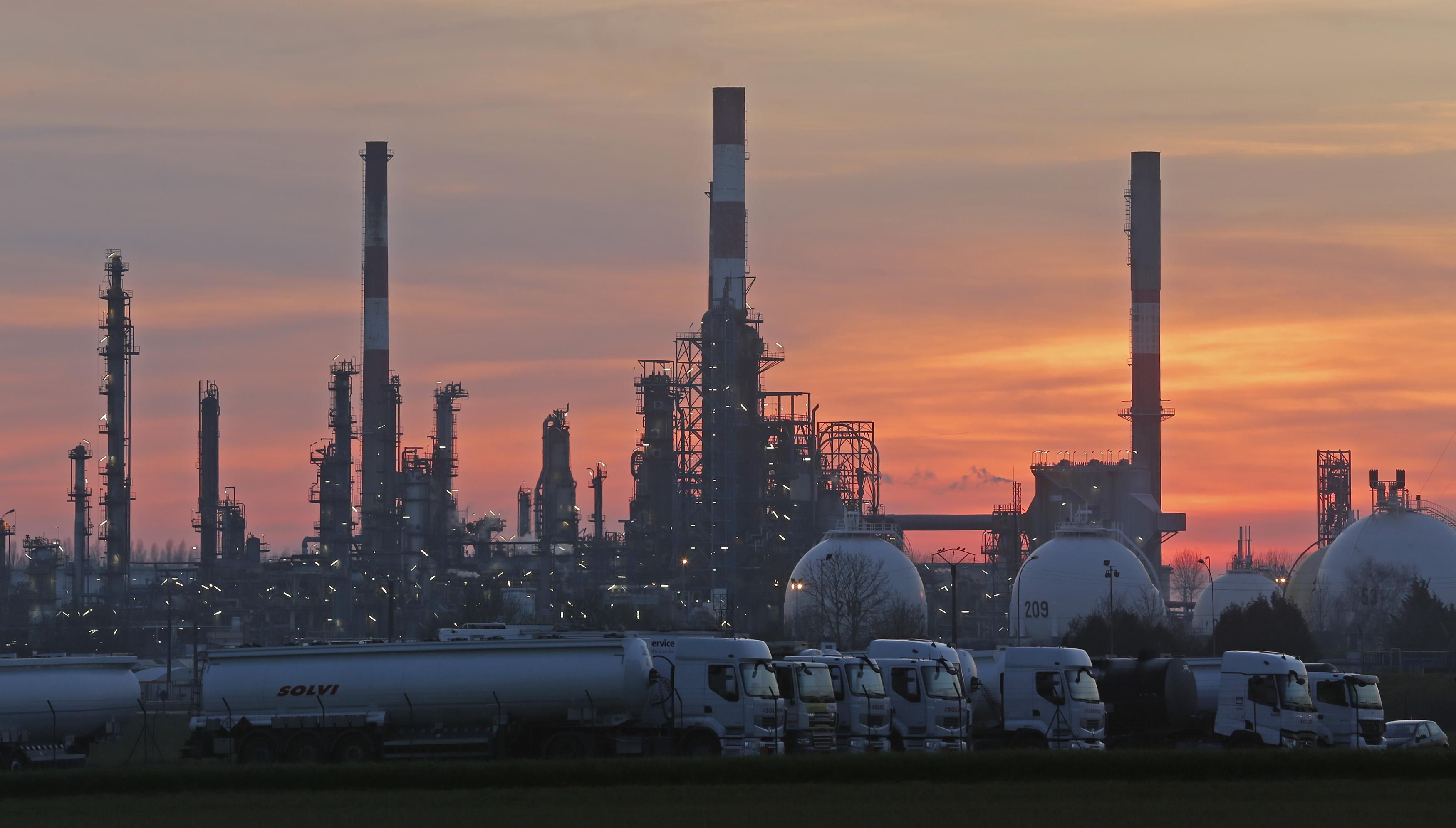 Беларусь требует от России компенсаций из-за некачественной нефти