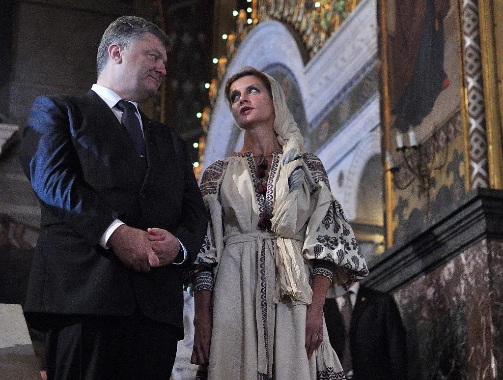 Марина Порошенко цінує та залюбки одягає сукні українських брендів