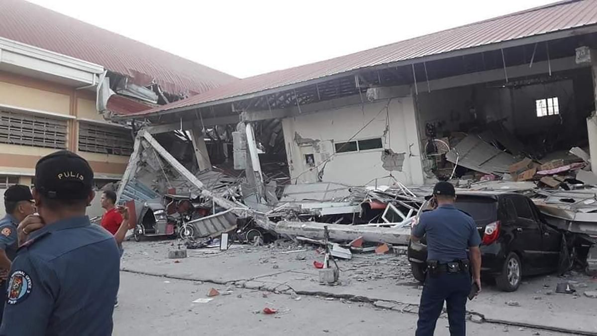 Филиппины всколыхнуло мощное землетрясение, есть жертвы: жуткие фото и видео