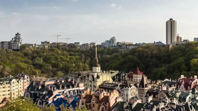 Готель замість скверу може з'явитись на Воздвиженці у Києві: фото