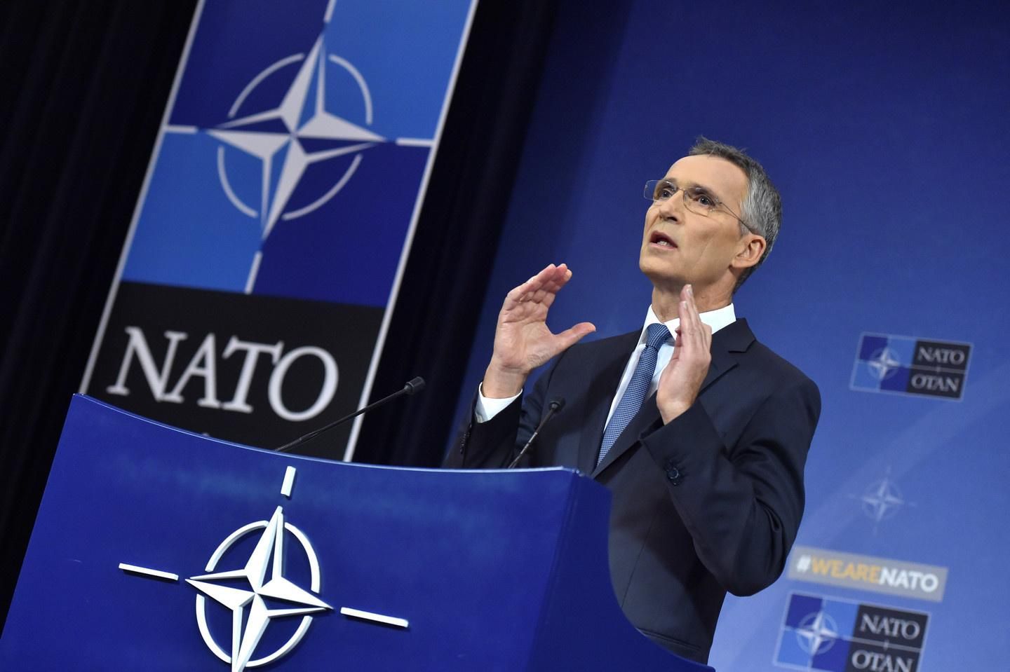Столтенберг запросив Зеленського відвідати штаб-квартиру НАТО