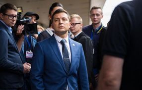 В команде Зеленского требуют снизить цены на газ с 1 мая