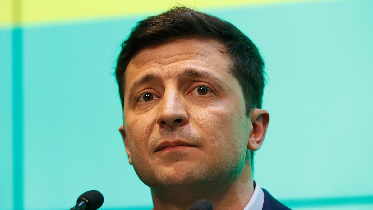 У Зеленского прокомментировали указ Путина о выдаче паспортов РФ жителям Донбасса У Зеленского прокомментировали указ Путина о выдаче паспортов РФ жителям Донбасса