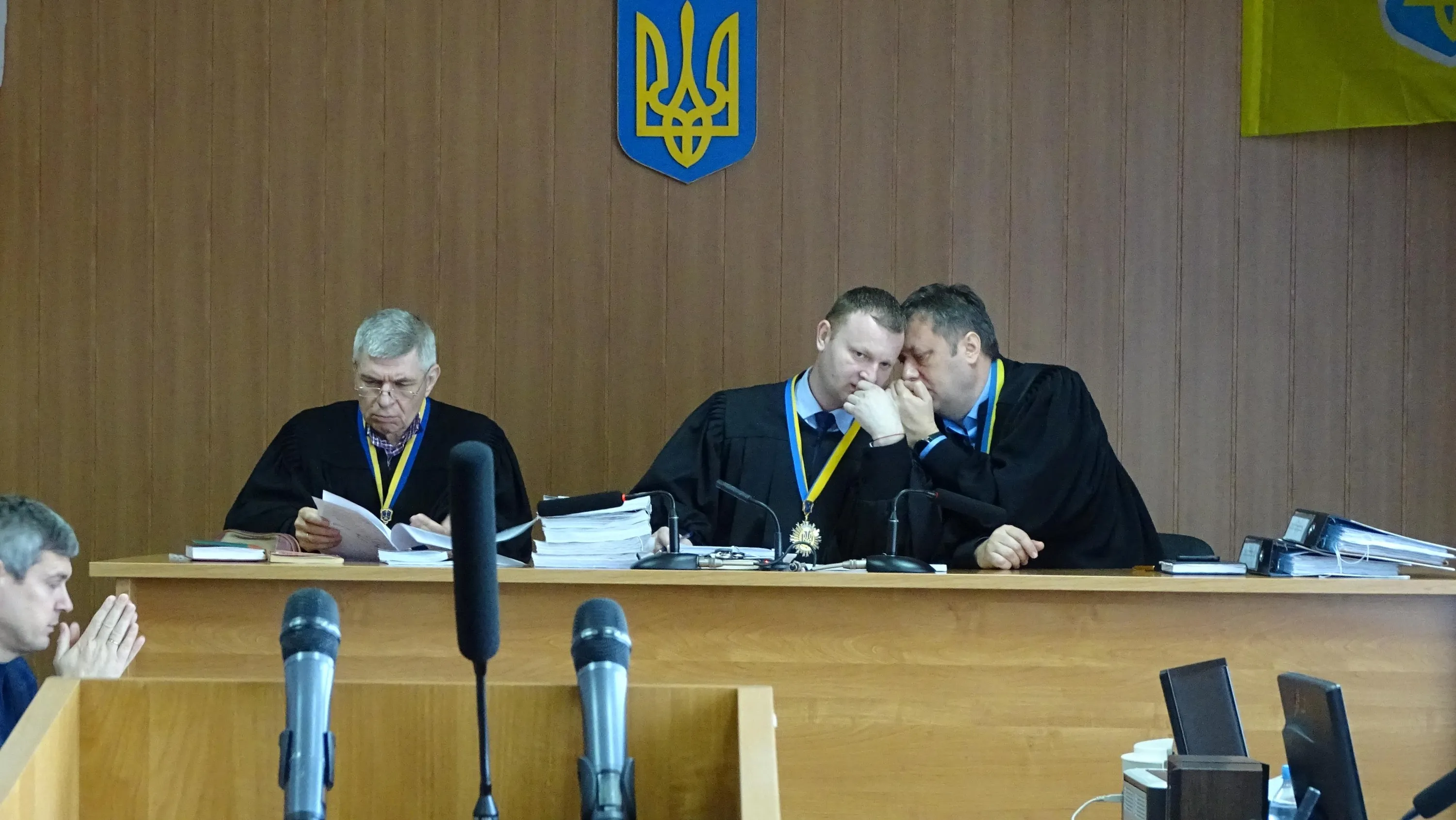 Судді у справі Труханова Віктор Корой, Сергій Черевко, Дмитро Передерко Судді у справі Труханова Віктор Корой, Сергій Черевко, Дмитро Передерко