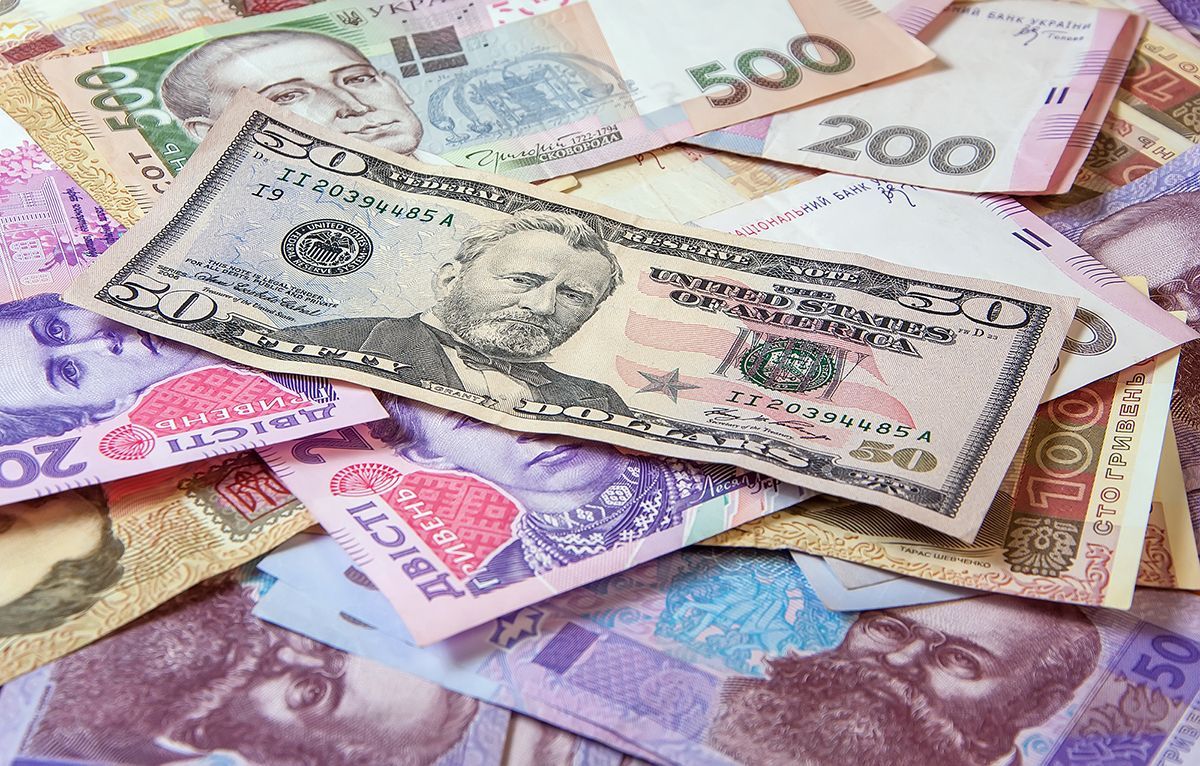 Що буде з гривнею за Зеленського: ризики для національної валюти Що буде з гривнею за Зеленського: ризики для національної валюти