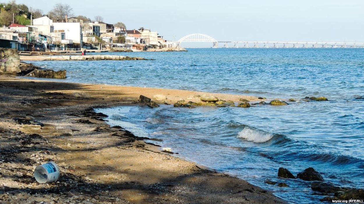 У Криму зруйнували один з найвідоміших пляжів: відео
