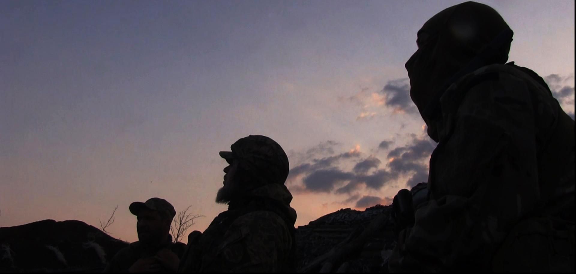 Обстріли не припиняються: як українські захисники зустріли Великдень на передовій Обстріли не припиняються: як українські захисники зустріли Великдень на передовій