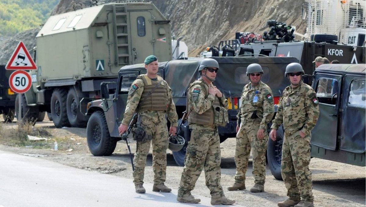 Макрон і Меркель зробили заяву щодо Сербії та Косова Макрон і Меркель зробили заяву щодо Сербії та Косова