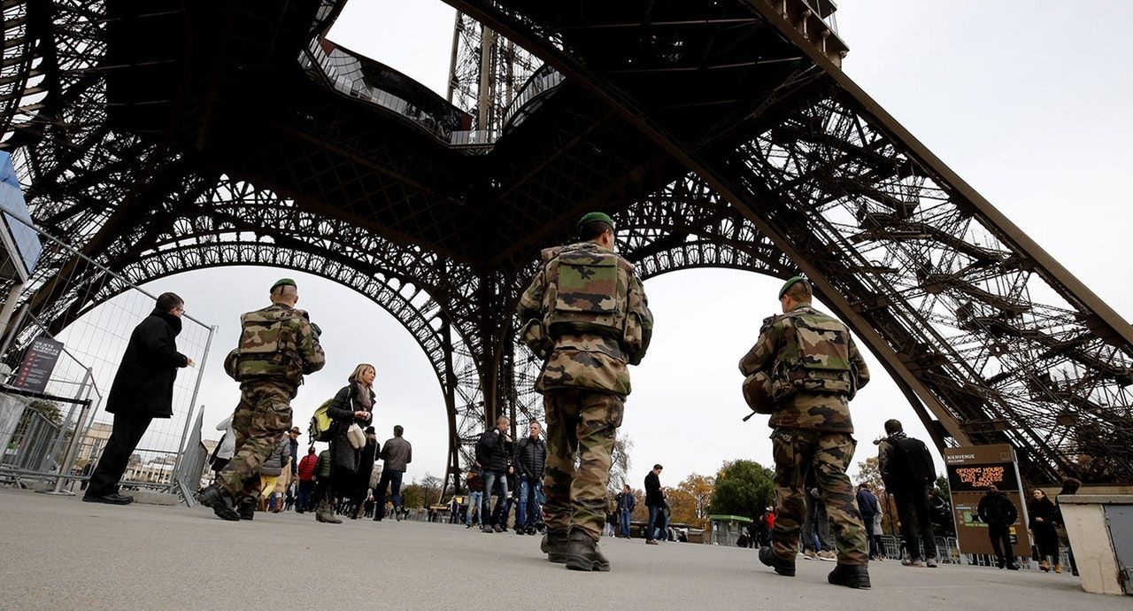 У Франції затримали групу підозрюваних у підготовці теракту У Франції затримали групу підозрюваних у підготовці теракту