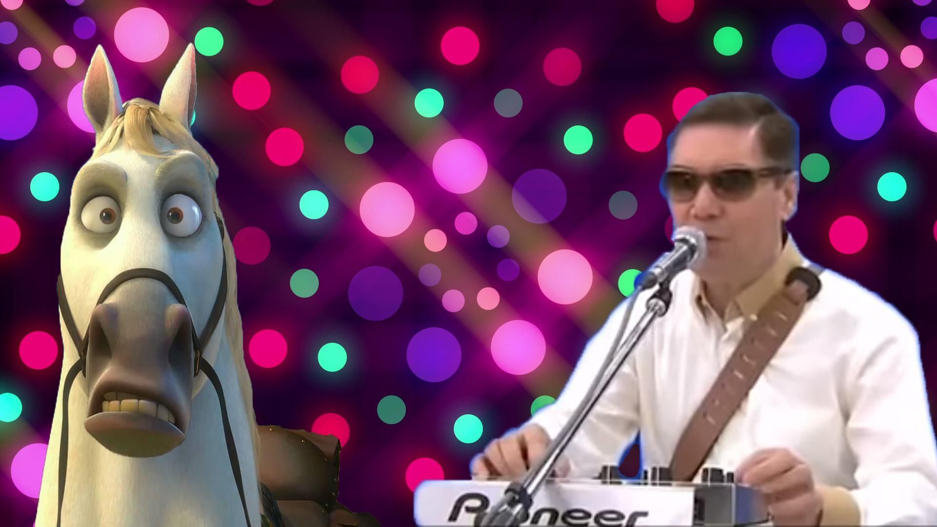 61-річний президент Туркменістану присвятив реп своєму коню: відео 61-річний президент Туркменістану присвятив реп своєму коню: відео