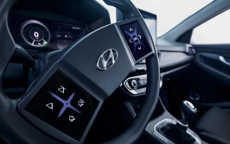 У моделях Hyundai може з’явитися сенсорне кермо та приладова 3D-панель