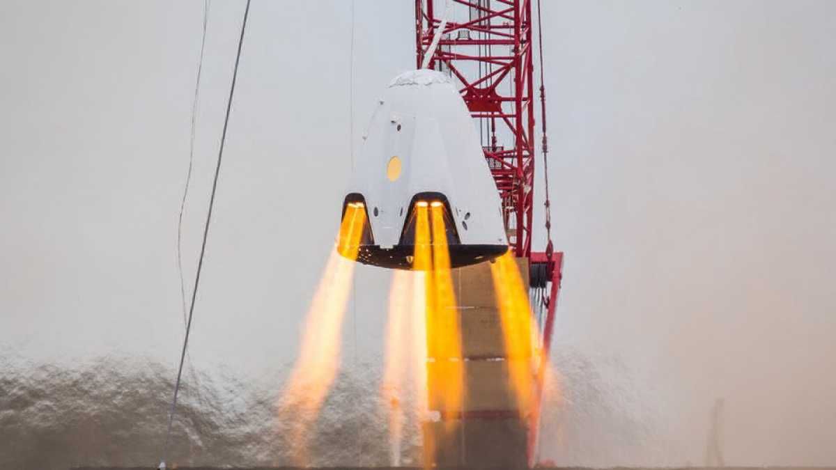 Що насправді трапилось з капсулою Crew Dragon: у Маска нарешті пролили світло Що насправді трапилось з капсулою Crew Dragon: у Маска нарешті пролили світло