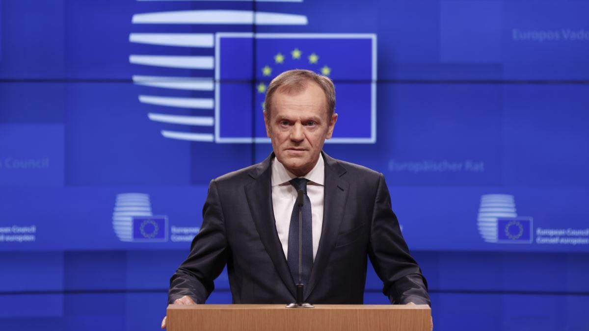 Туск звинуватив партію в Польщі за постачання вугілля з окупованого Донбасу Туск звинуватив партію в Польщі за постачання вугілля з окупованого Донбасу