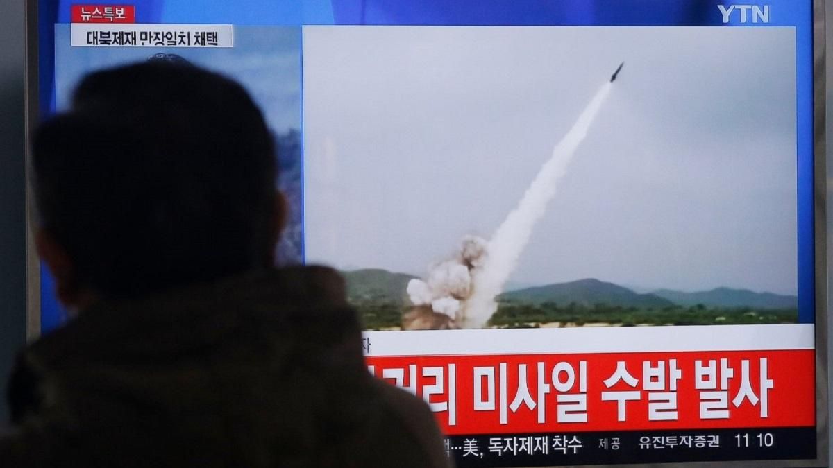 КНДР произвела запуск ракеты малой дальности КНДР произвела запуск ракеты малой дальности
