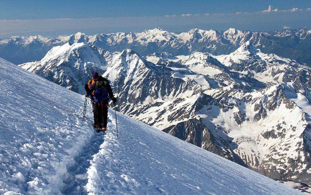 Украинец погиб на горе Эльбрус – российские спасатели Украинец погиб на горе Эльбрус – российские спасатели