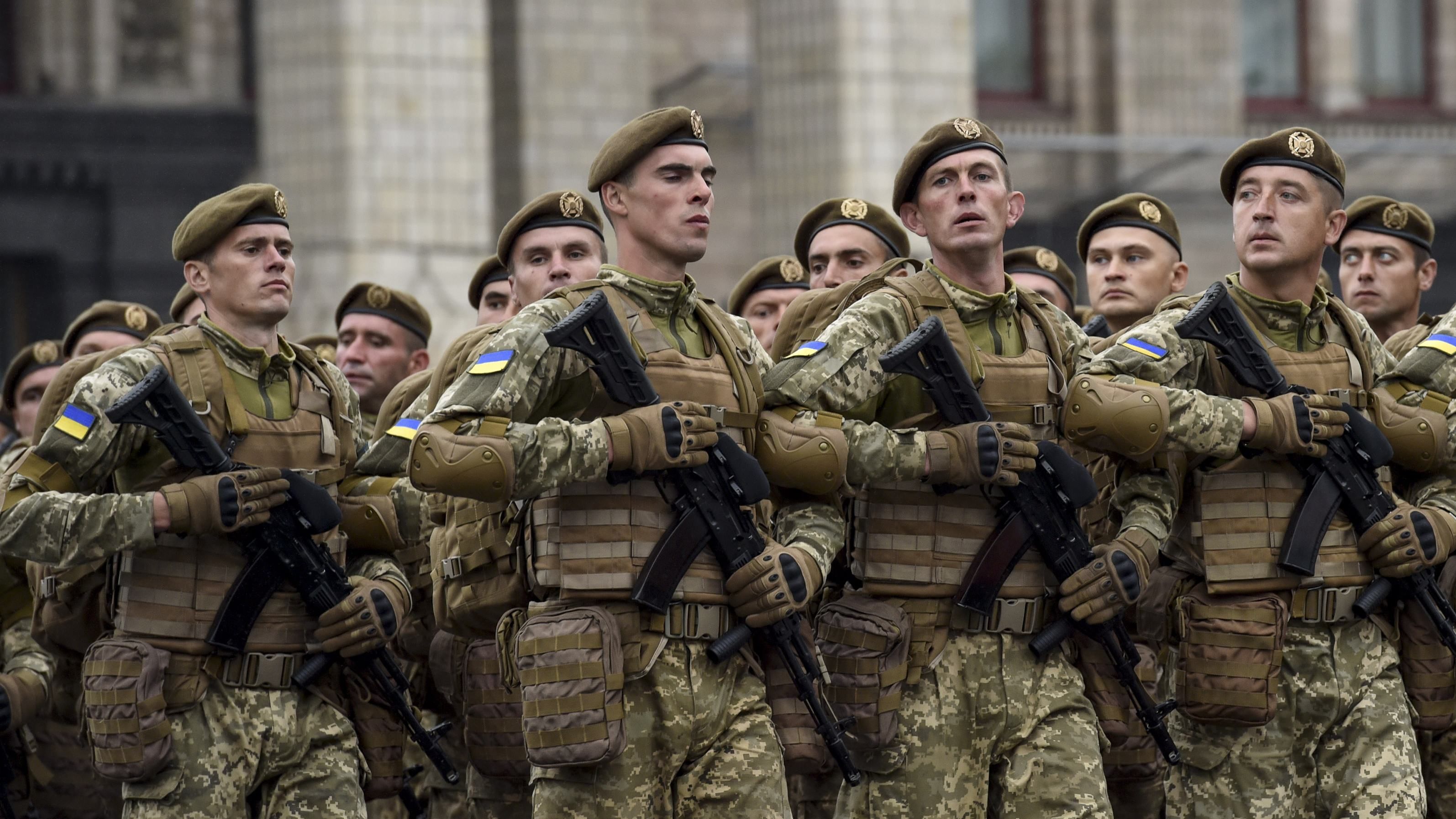 Украинские военные отмечают новый профессиональный праздник