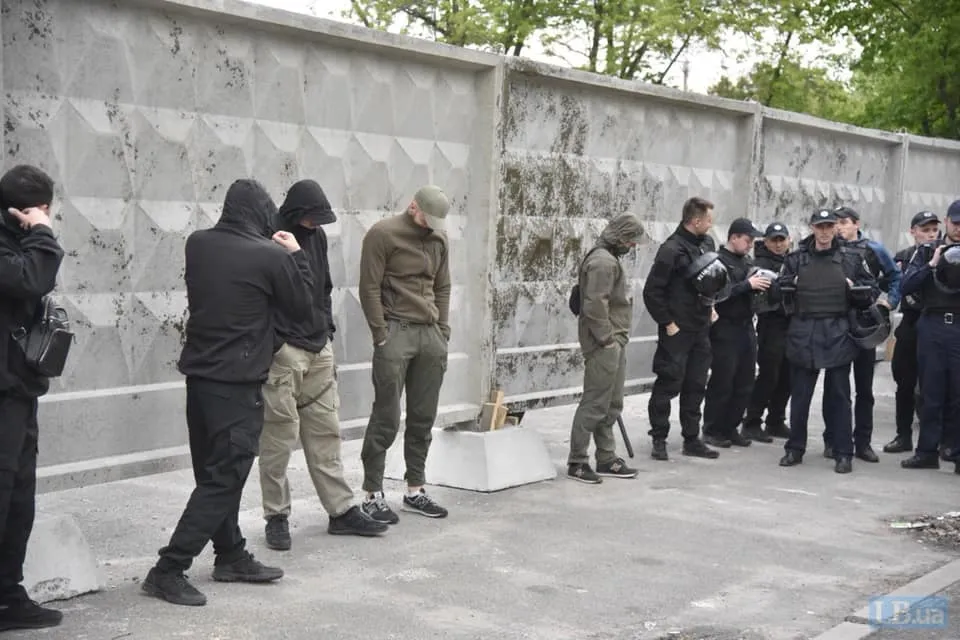 Протасів яр забудова будівництво сутички Протасів яр забудова будівництво сутички