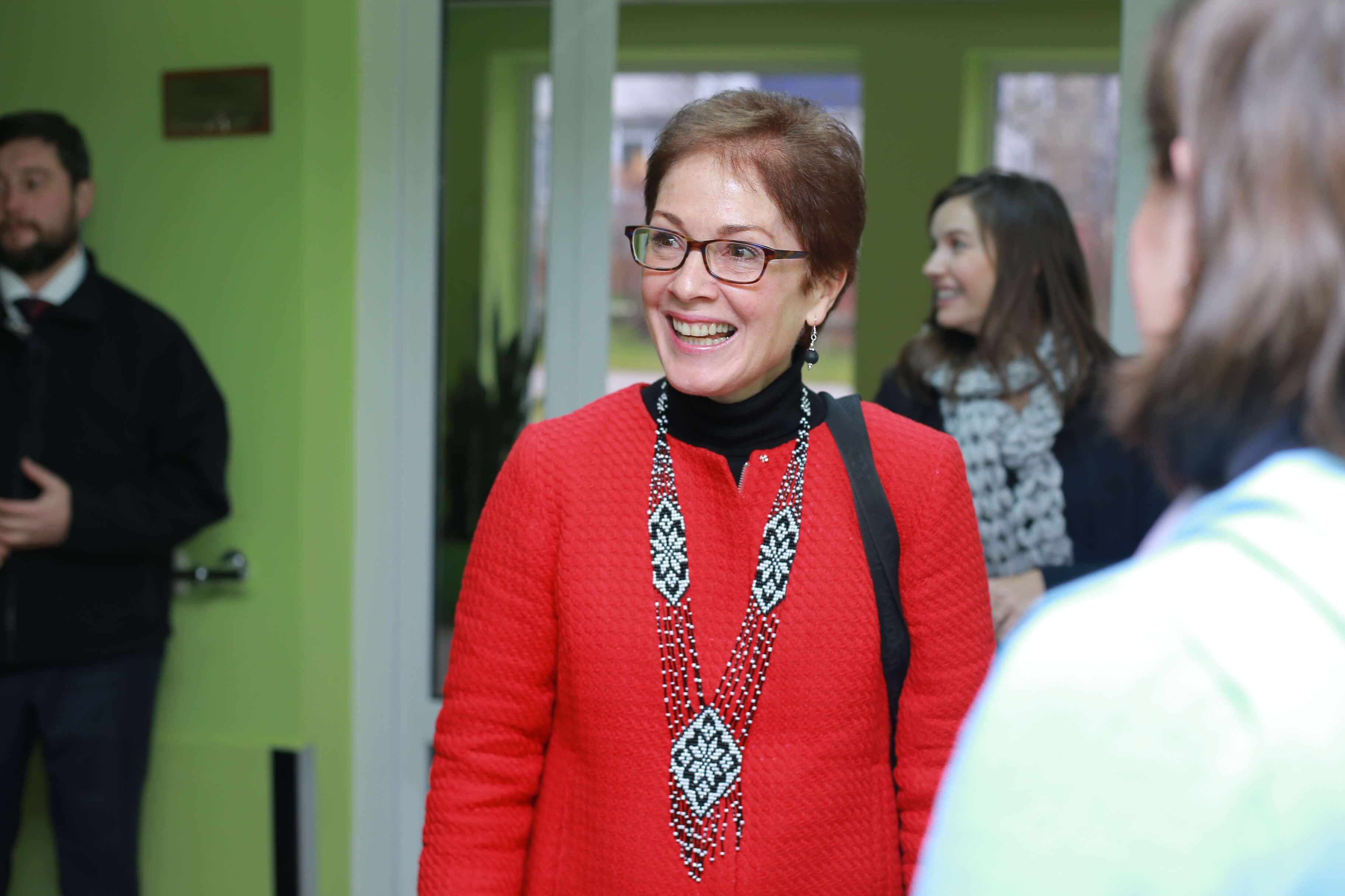 Звільнення Йованович з посади посла США в Україні: у Держдепі прокоментували рішення Звільнення Йованович з посади посла США в Україні: у Держдепі прокоментували рішення