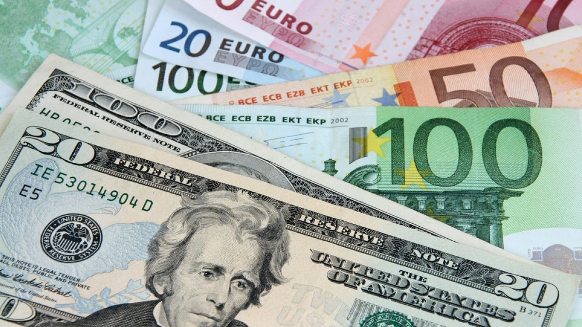 Курс валют НБУ на 08.05.2019 - курс долара, курс євро