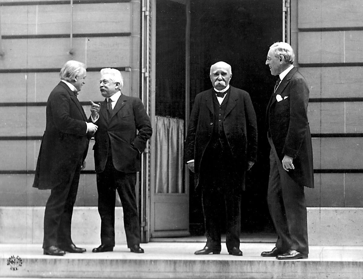 Версальское соглашение – первое унижение Германии, которое закончилось Второй мировой войной
