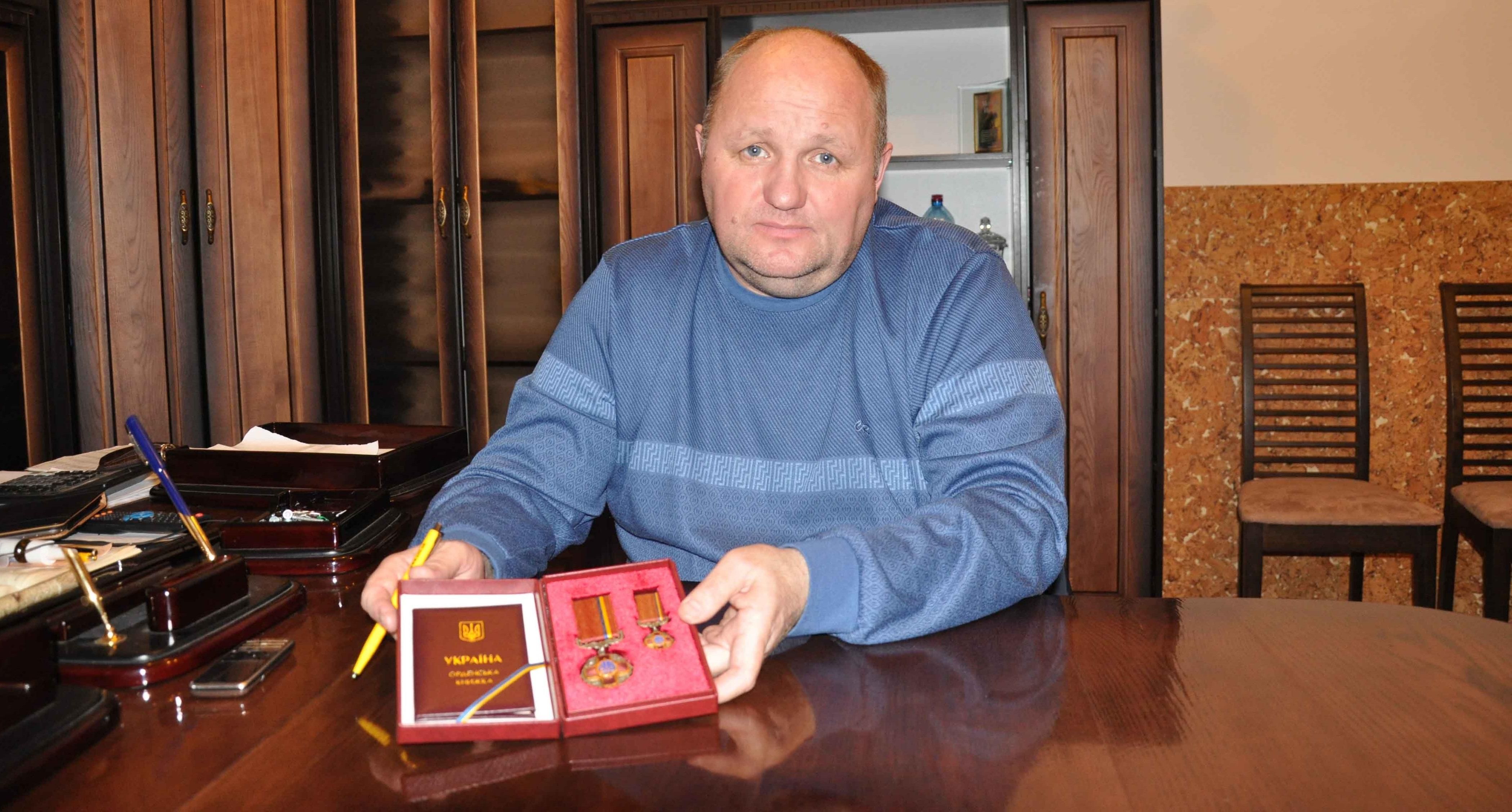 На подвір’я депутата Волинської облради Буська кинули гранату: фото