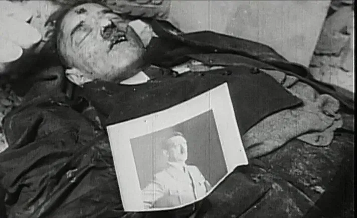 Мертвий Гітлер застрелився історія Друга світова війна