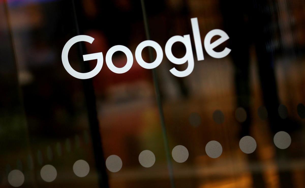 Додаток від Google створює поезію на основі селфі Додаток від Google створює поезію на основі селфі