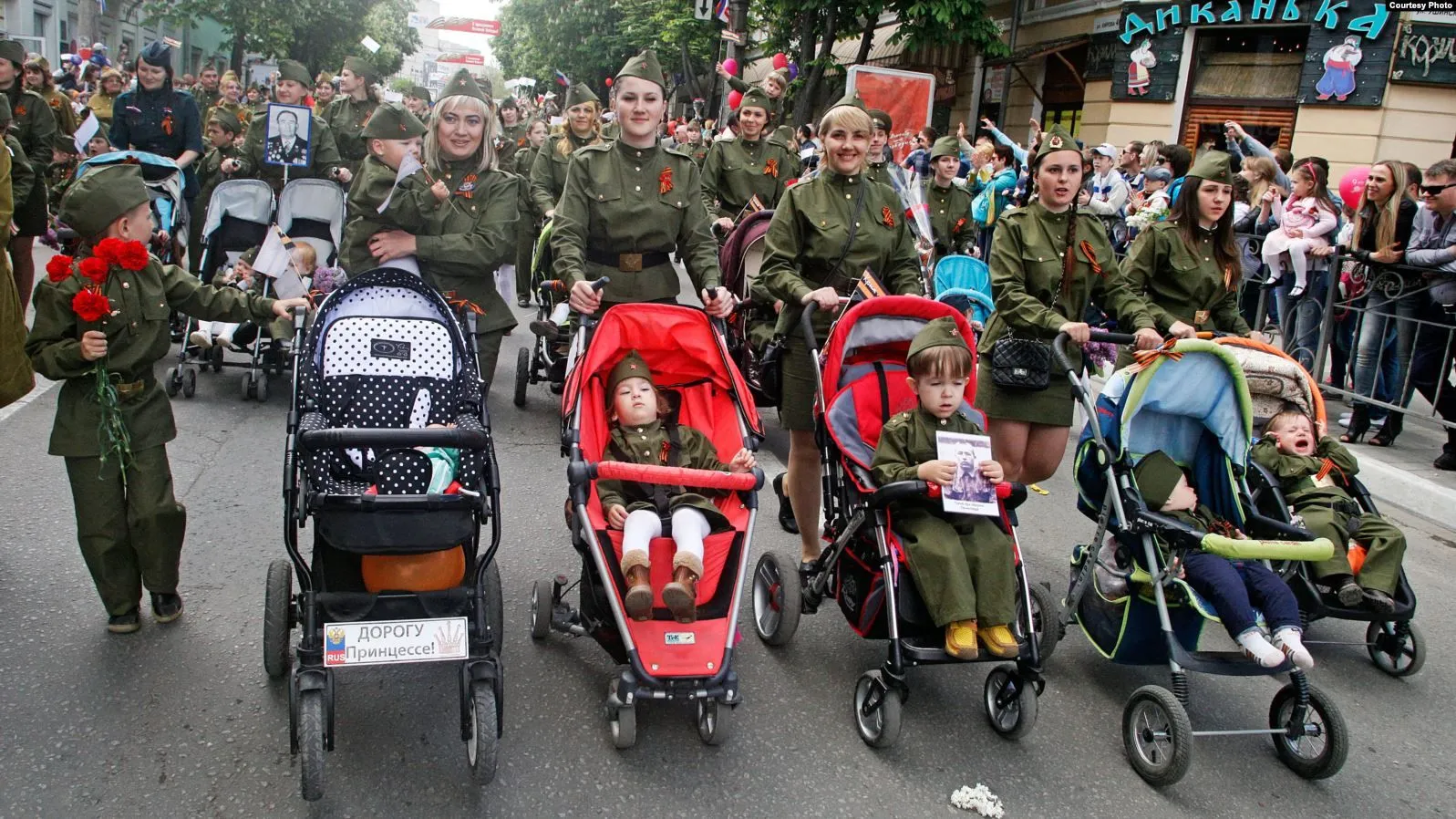 Крым 9 мая дети парад