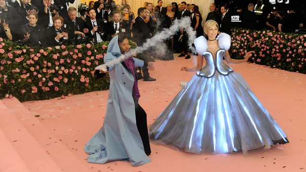 Зендея у сукні від Tommy Hilfiger Зендея у сукні від Tommy Hilfiger