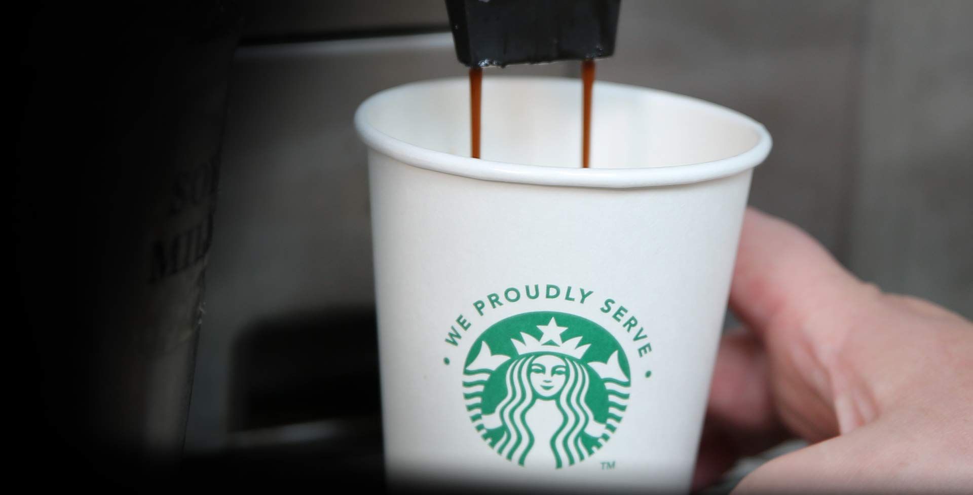 Starbucks заробив мільярди доларів на кіноляпі "Гри престолів" 