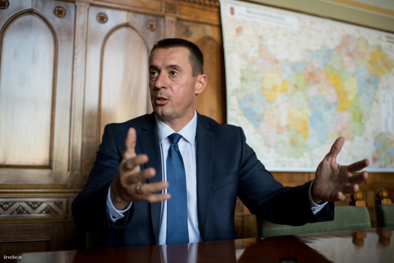  Лідер угорської радикальної партії заявив про необхідність автономії для Закарпаття
