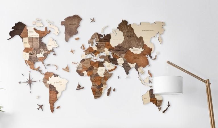 Дерев'яні карти в дизайні інтер'єру: 3 оригінальні ідеї від українського бренду Дерев'яні карти в дизайні інтер'єру: 3 оригінальні ідеї від українського бренду
