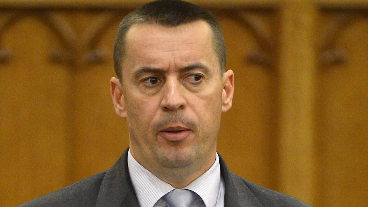 Після скандальних заяв про Закарпаття лідер угорської партії "Йоббік" потрапив у "Чистилище" Після скандальних заяв про Закарпаття лідер угорської партії "Йоббік" потрапив у "Чистилище"