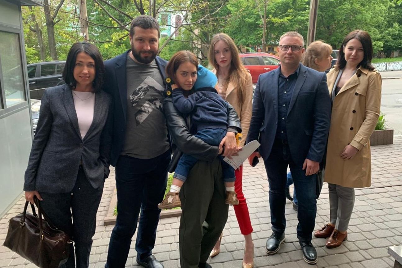 Удержание ребенка в посольстве Дании: двухлетнего мальчика вернули матери Удержание ребенка в посольстве Дании: двухлетнего мальчика вернули матери