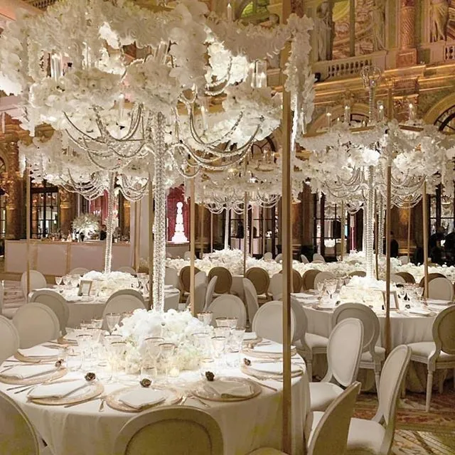 Весільний зал: як прикрасити Весільний зал: як прикрасити