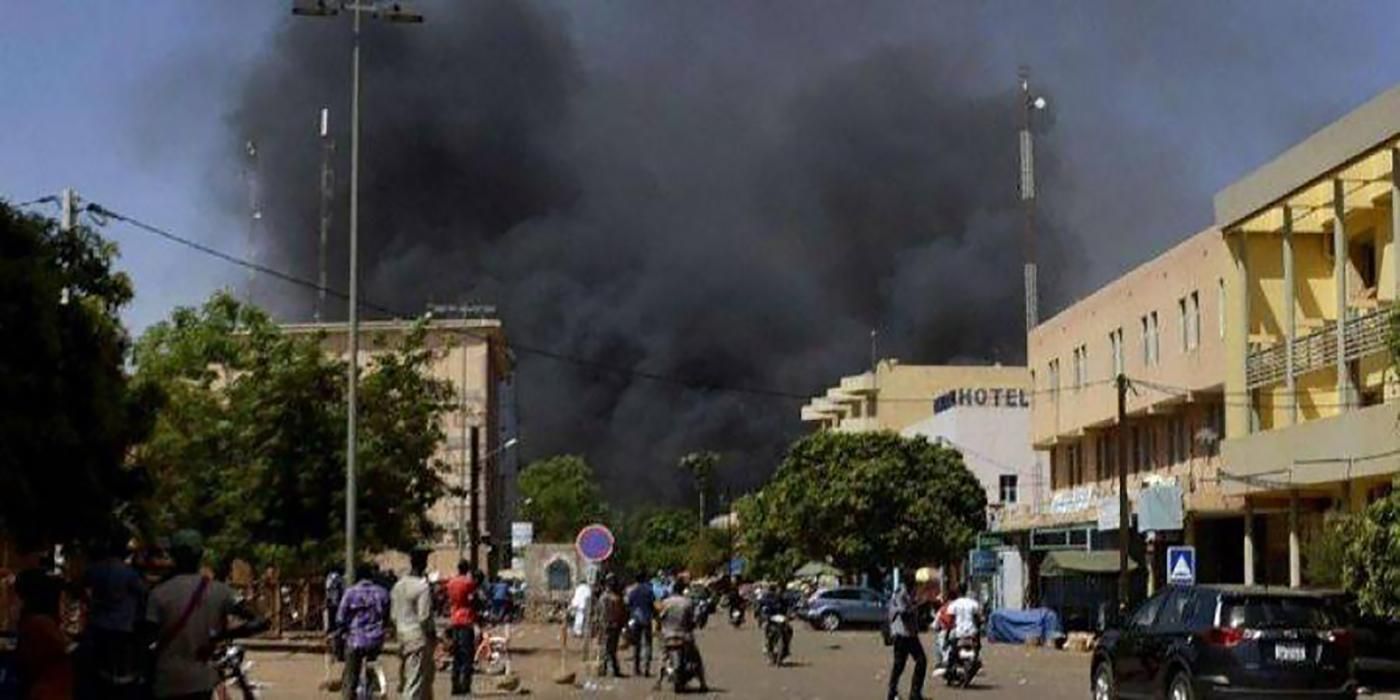 В Буркина-Фасо неизвестные напали на людей в церкви: есть погибшие