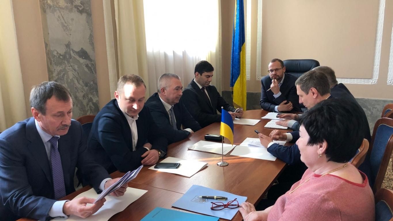 Дата інавгурації Зеленського: коли її розгляне комітет регламенту Ради Дата інавгурації Зеленського: коли її розгляне комітет регламенту Ради