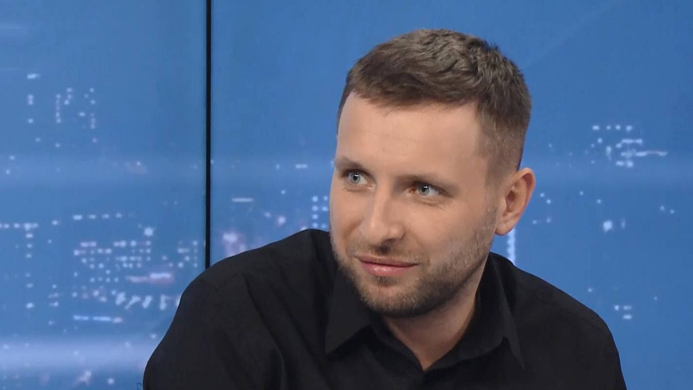 Мені зсередини видно, як деякі депутати хочуть "позеленіти", – Парасюк Мені зсередини видно, як деякі депутати хочуть "позеленіти", – Парасюк