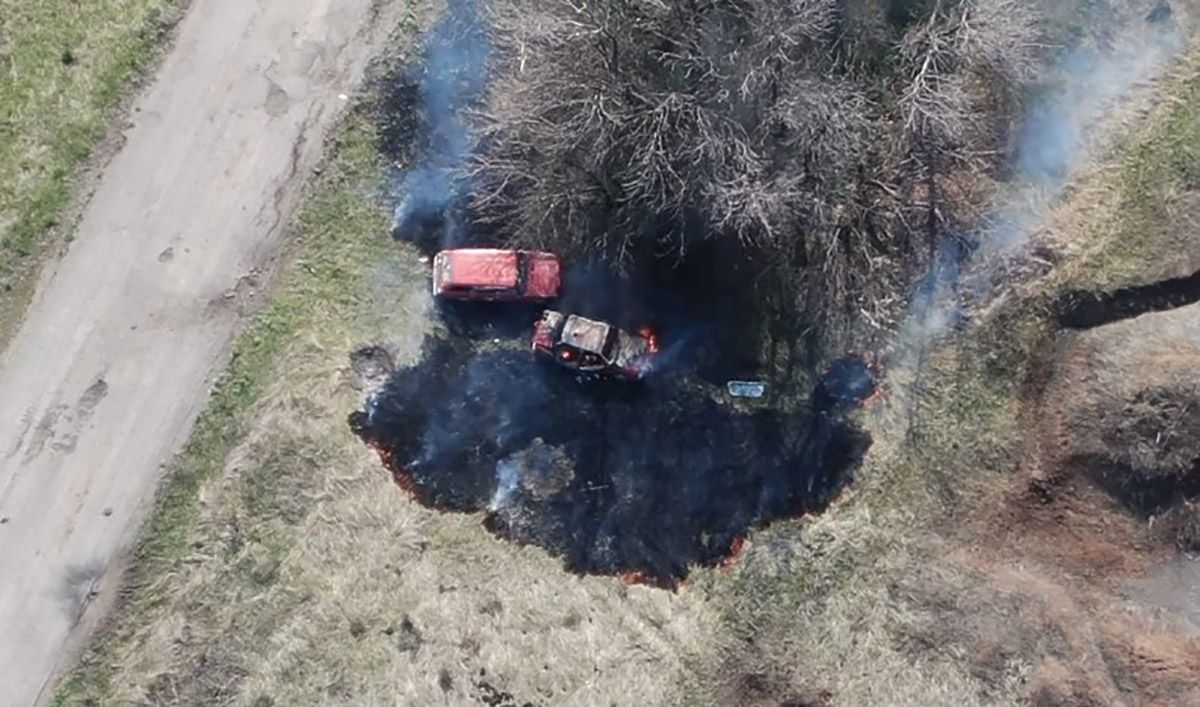 Бійці ЗСУ блискуче знищили техніку окупантів на Донбасі: відео