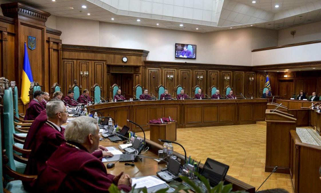 Що відбувається у Конституційному суді і чи вплине це на інавгурацію Що відбувається у Конституційному суді і чи вплине це на інавгурацію
