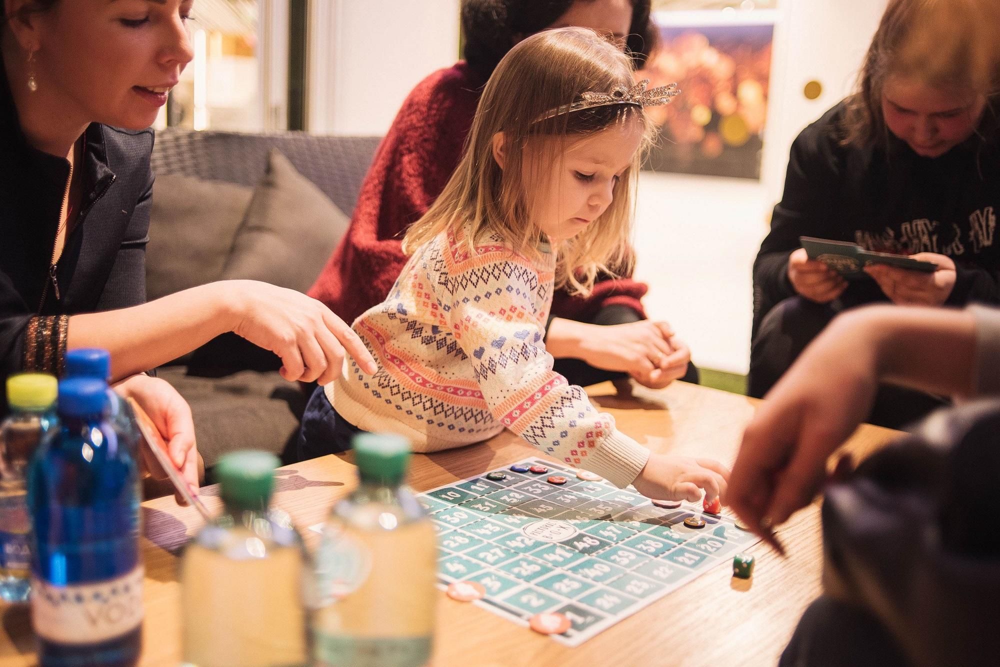 Уникальную украинскую арт-игру PictoricBox представят на "Книжном Арсенале" Уникальную украинскую арт-игру PictoricBox представят на "Книжном Арсенале"