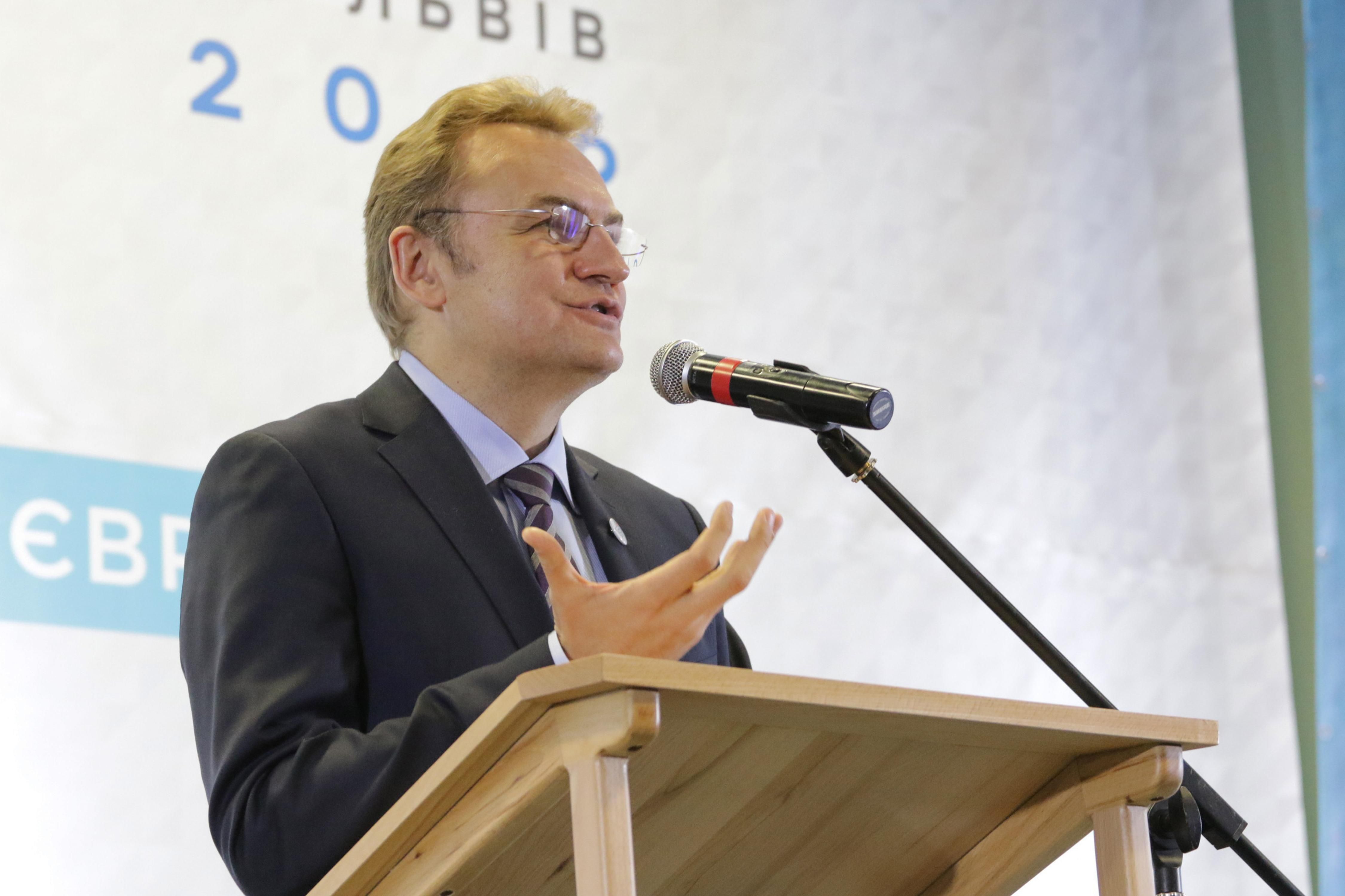 Садовий висунув вимоги до президента Зеленського Садовий висунув вимоги до президента Зеленського